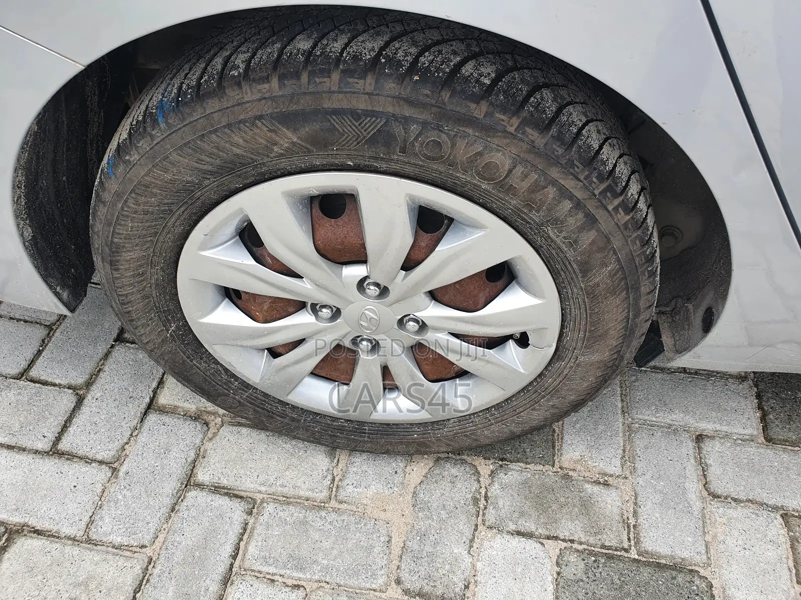 Hyundai Accent 2019 Silver