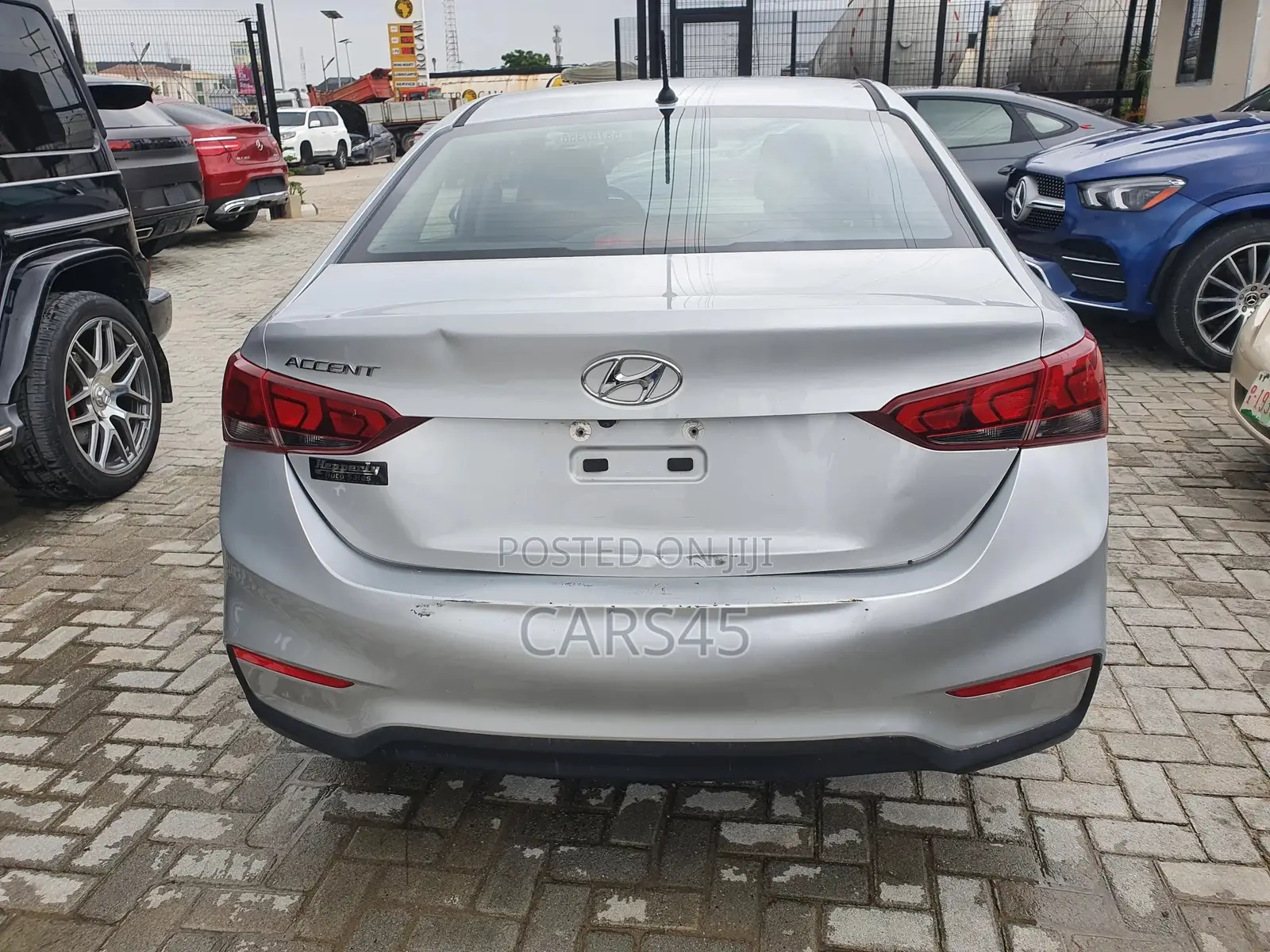 Hyundai Accent 2019 Silver