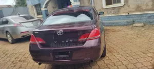 Toyota Avalon 2008