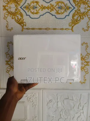 Laptop Acer Aspire R3-131T 4GB Intel Celeron HDD 250GB
