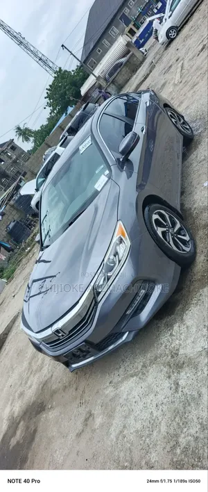 Honda Accord 2016 Gray