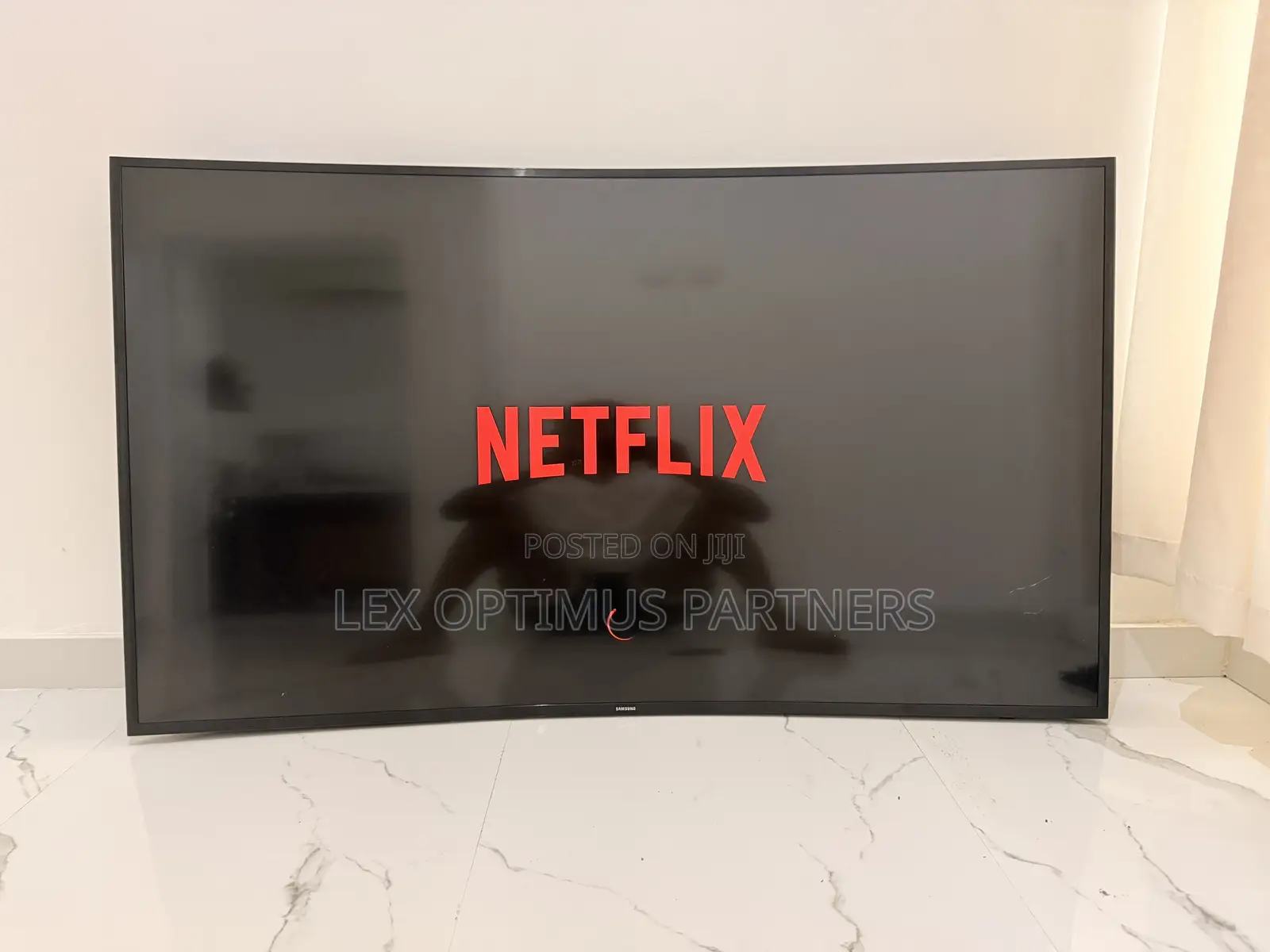 Samsung TV 65inches Curved