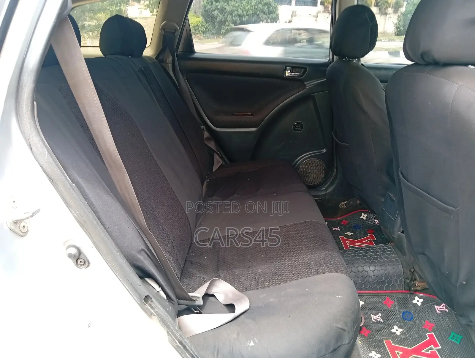 Toyota Matrix 2004 Silver