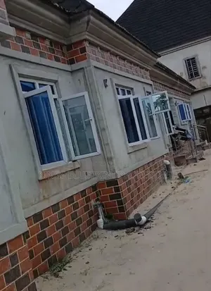 4bdrm Bungalow in Okpaka, Warri for sale