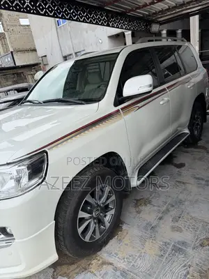 Toyota Land Cruiser 4.0 V6 GXR 2020 White