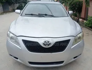 Toyota Camry LE 4dr Sedan (2.4L 4cyl 5A) 2008 Silver
