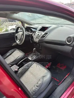 Ford Fiesta 2015 Red