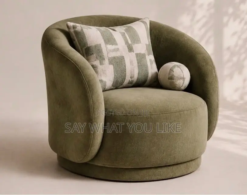 Single Cushion Chair