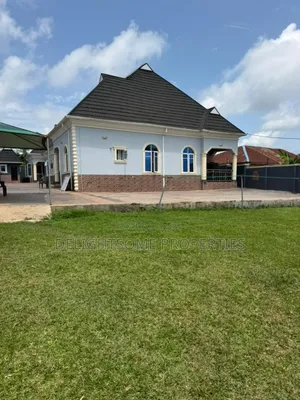 5bdrm Block of Flats in Akala Express, Oluyole Estate for sale