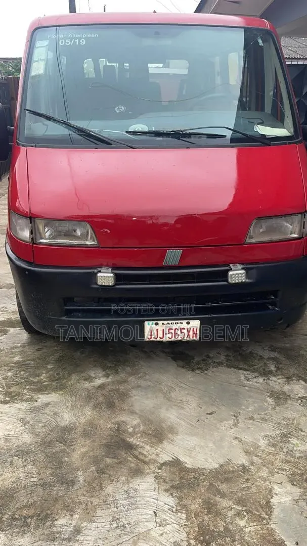 Fiat Ducato 2005 Red