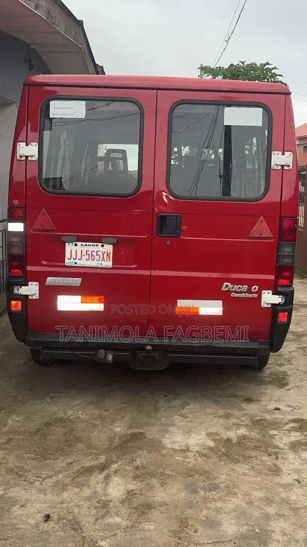 Fiat Ducato 2005 Red