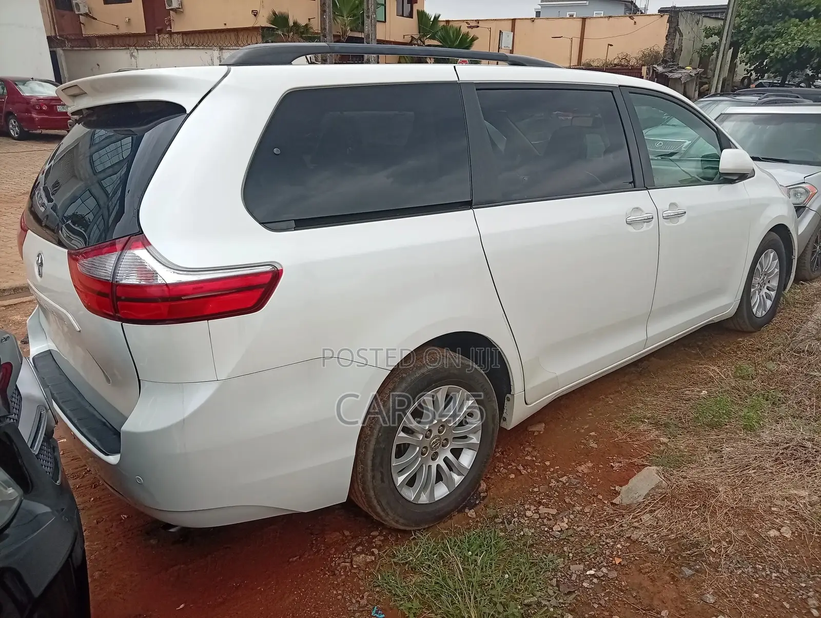 Toyota Sienna 2015 White