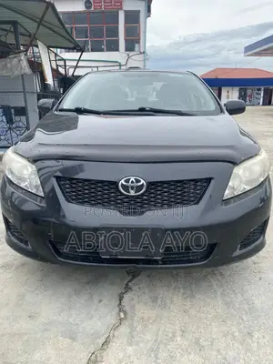 Toyota Corolla 2010 Black