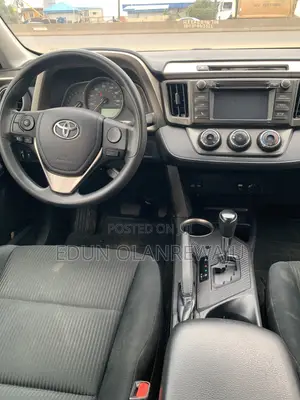Toyota RAV4 2015 Red