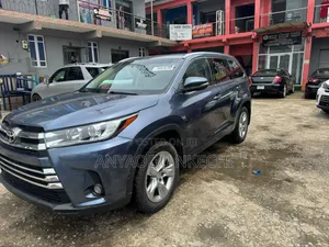 Toyota Highlander Limited 4dr SUV AWD (3.5L 6cyl 6A) 2015 Blue