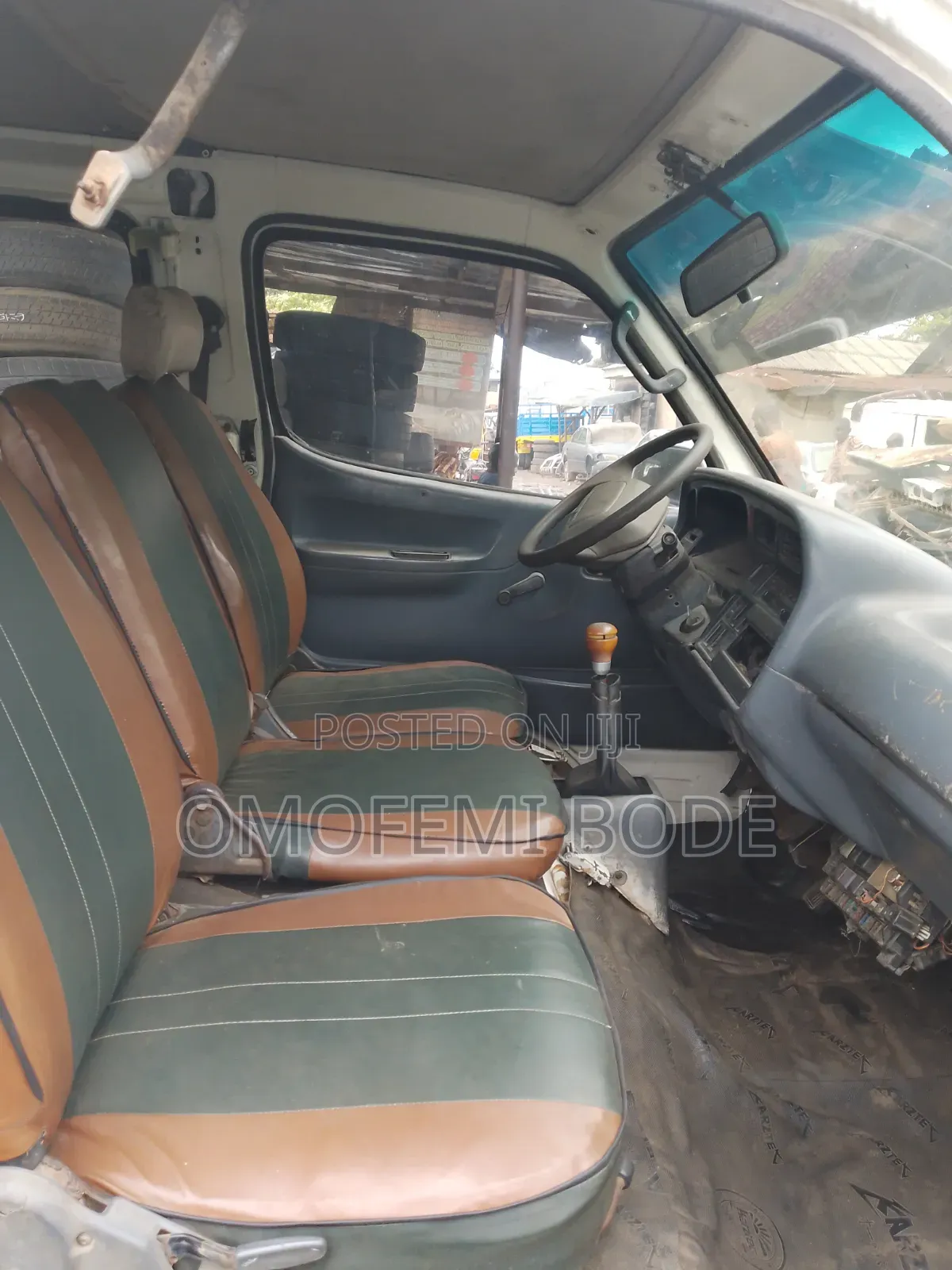 Toyota HiAce 1999 White