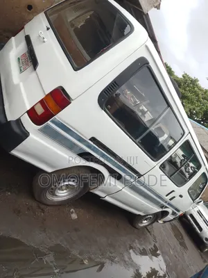 Toyota HiAce 1999 White