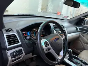 Ford Explorer XLT 4dr SUV (3.5L 6cyl 6A) 2015 Burgundy
