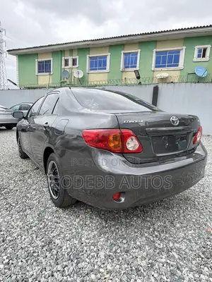 Toyota Corolla 2008 Gray