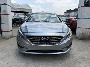 Hyundai Sonata Limited 4dr Sedan (2.4L 4cyl 6A) 2015 Gray