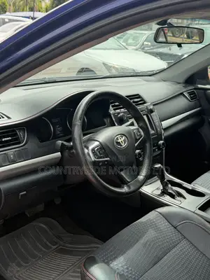Toyota Camry SE 4dr Sedan (2.5L 4cyl 6A) 2015 Blue