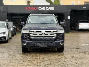 Toyota Land Cruiser 79 Series 2025 Blue