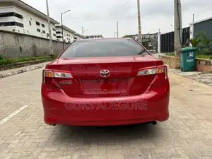 Toyota Camry 2014 Red