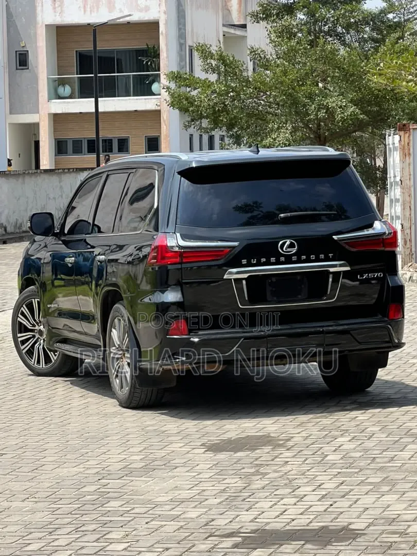 Lexus LX 570 AWD 2018 Black