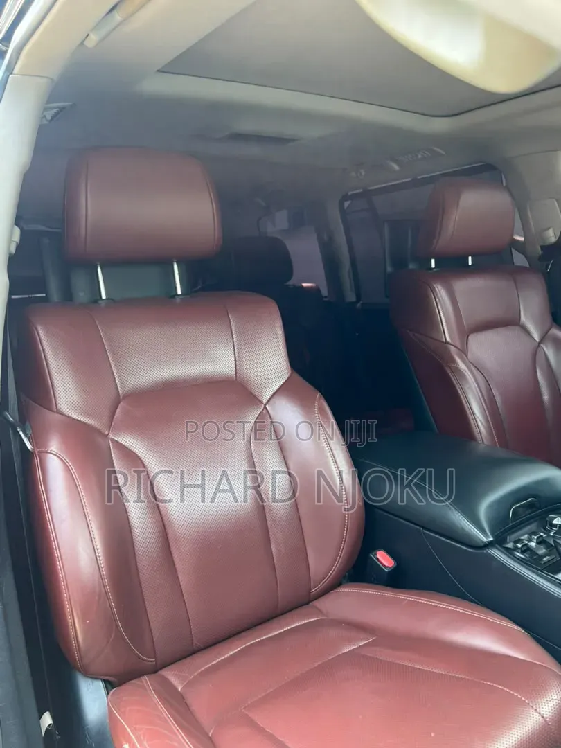 Lexus LX 570 AWD 2018 Black