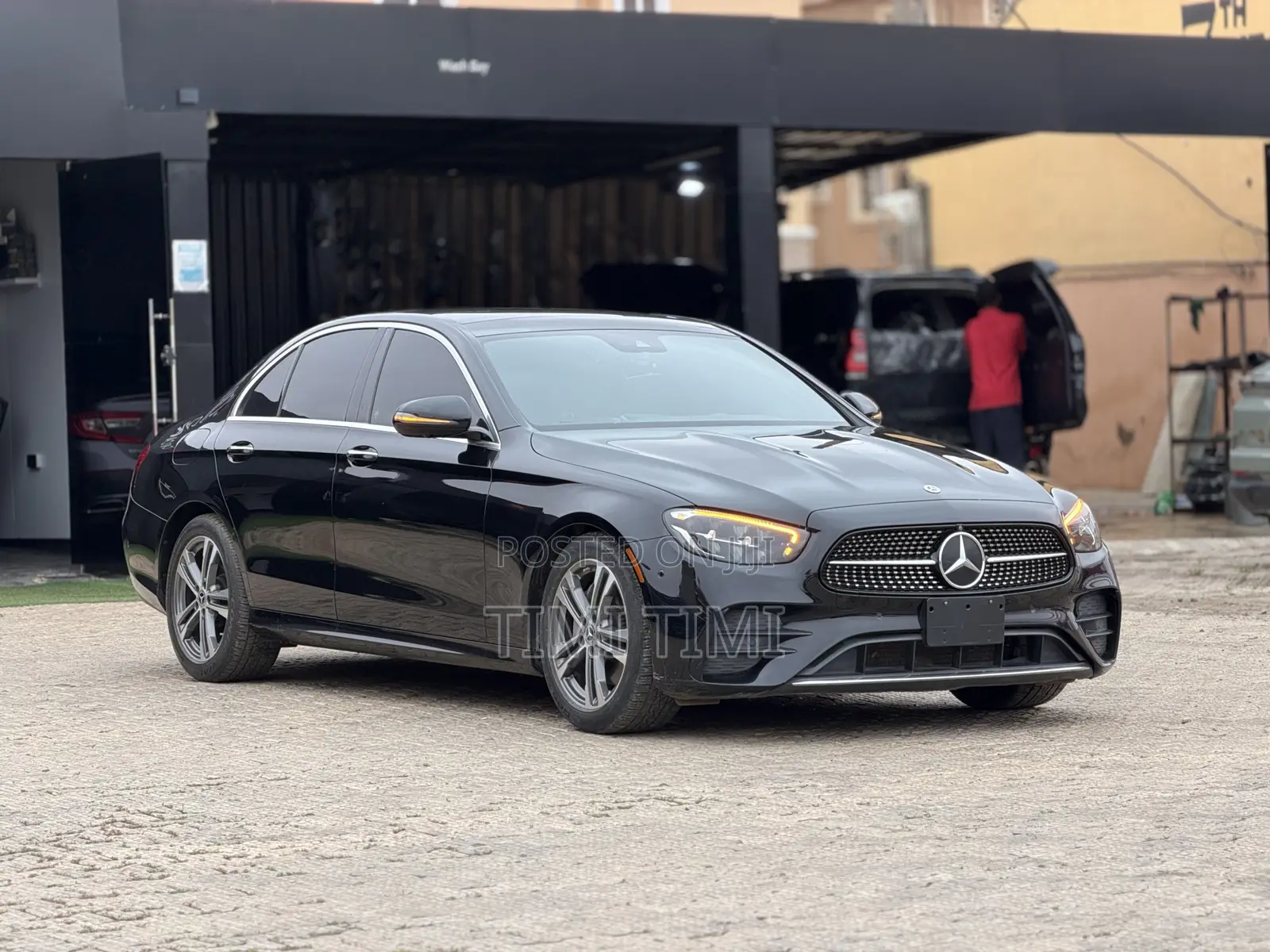 Mercedes-Benz E350 2022 Black