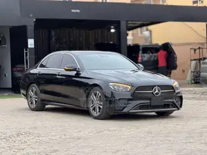 Mercedes-Benz E350 2022 Black
