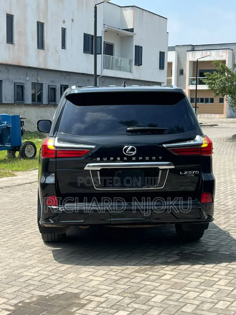 Lexus LX 570 AWD 2018 Black