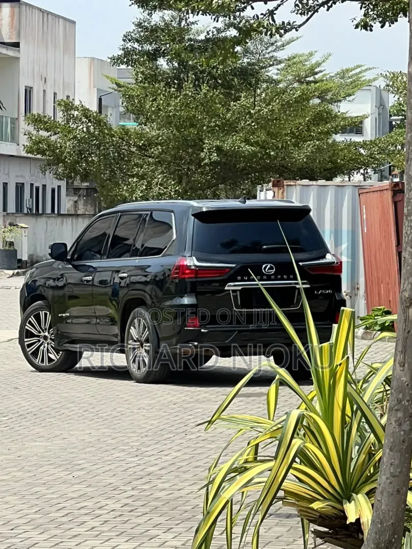 Lexus LX 570 AWD 2018 Black