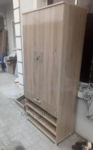 32inches Wardrobe