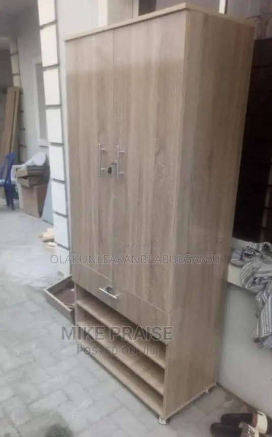 32inches Wardrobe