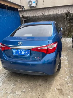 Toyota Corolla 2016 Blue