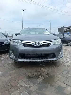 Toyota Camry 2012 Gray