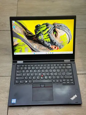 Laptop Lenovo ThinkPad Yoga 370 8GB Intel Core i5 SSD 256GB
