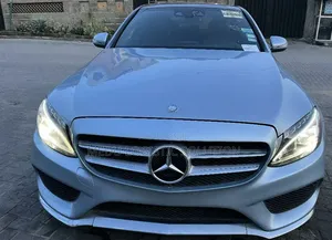Mercedes-Benz C300 Luxury 4matic Sedan AWD (2.0L 4cyl 7A) 2017 Silver