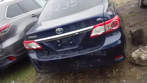 Toyota Corolla 2012 Blue