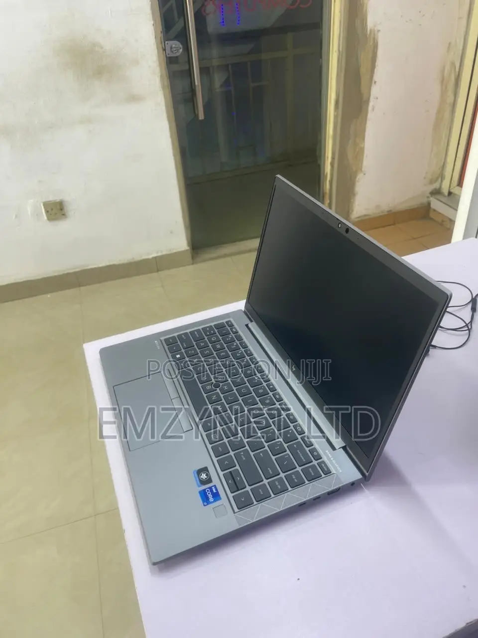 Laptop HP ZBook Firefly G8 16GB Intel Core i7 SSD 512GB