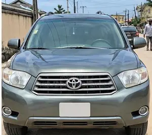 Toyota Highlander SE 2010 Green