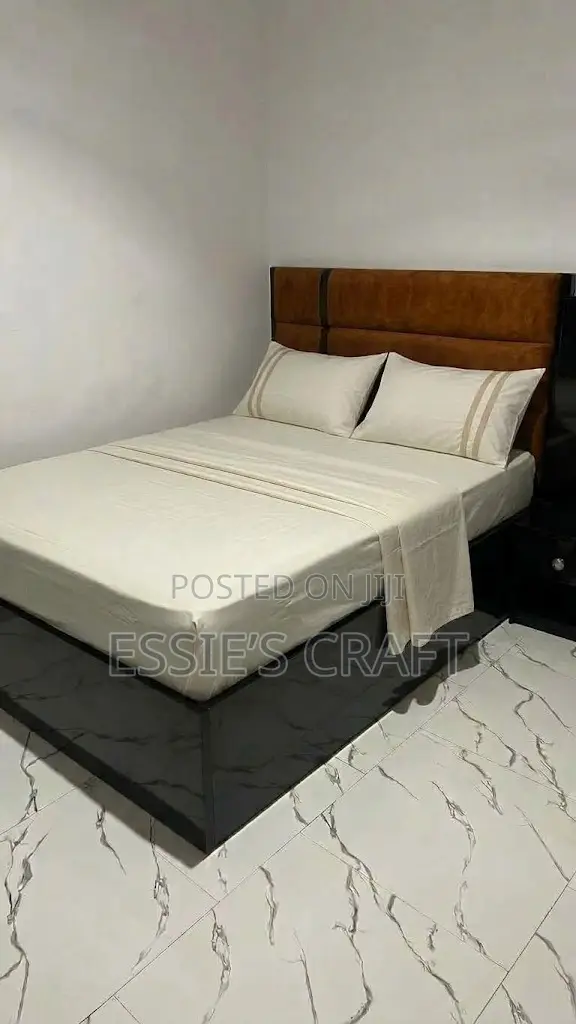 Beige Bedsheet Set