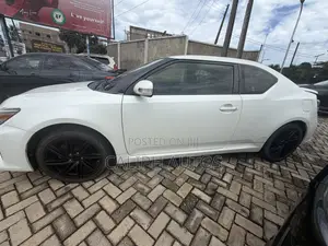 Scion tC Base 2016 White