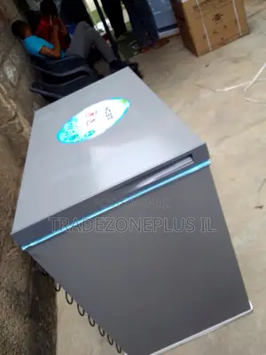 Keep Food Frozen With AEON FRAE200 200L Freezer