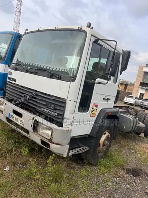 Volvo FL6 Cab and Chassis