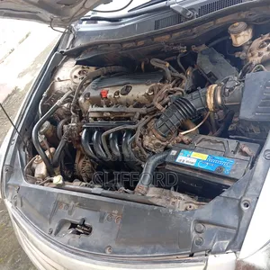 Honda Accord 2011 Silver