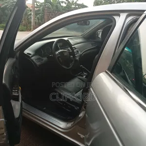 Honda Accord 2011 Silver