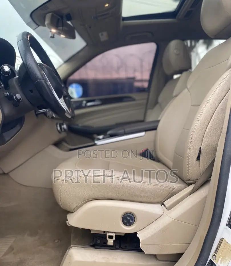 Mercedes-Benz M Class ML 350 4Matic 2012 White