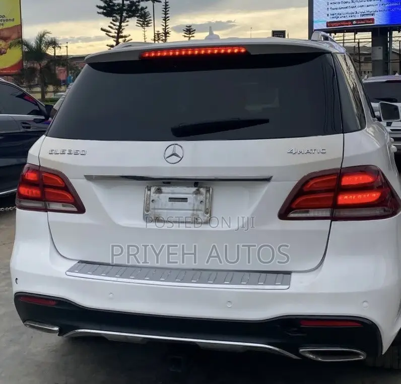 Mercedes-Benz M Class ML 350 4Matic 2012 White